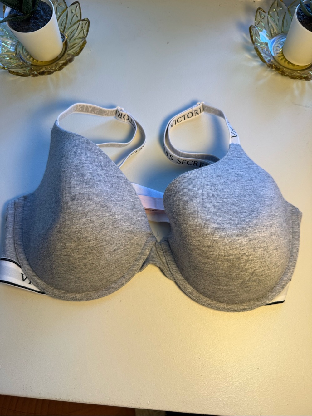 Victorias Secret T-Shirt Lightly Lined Demi Bra